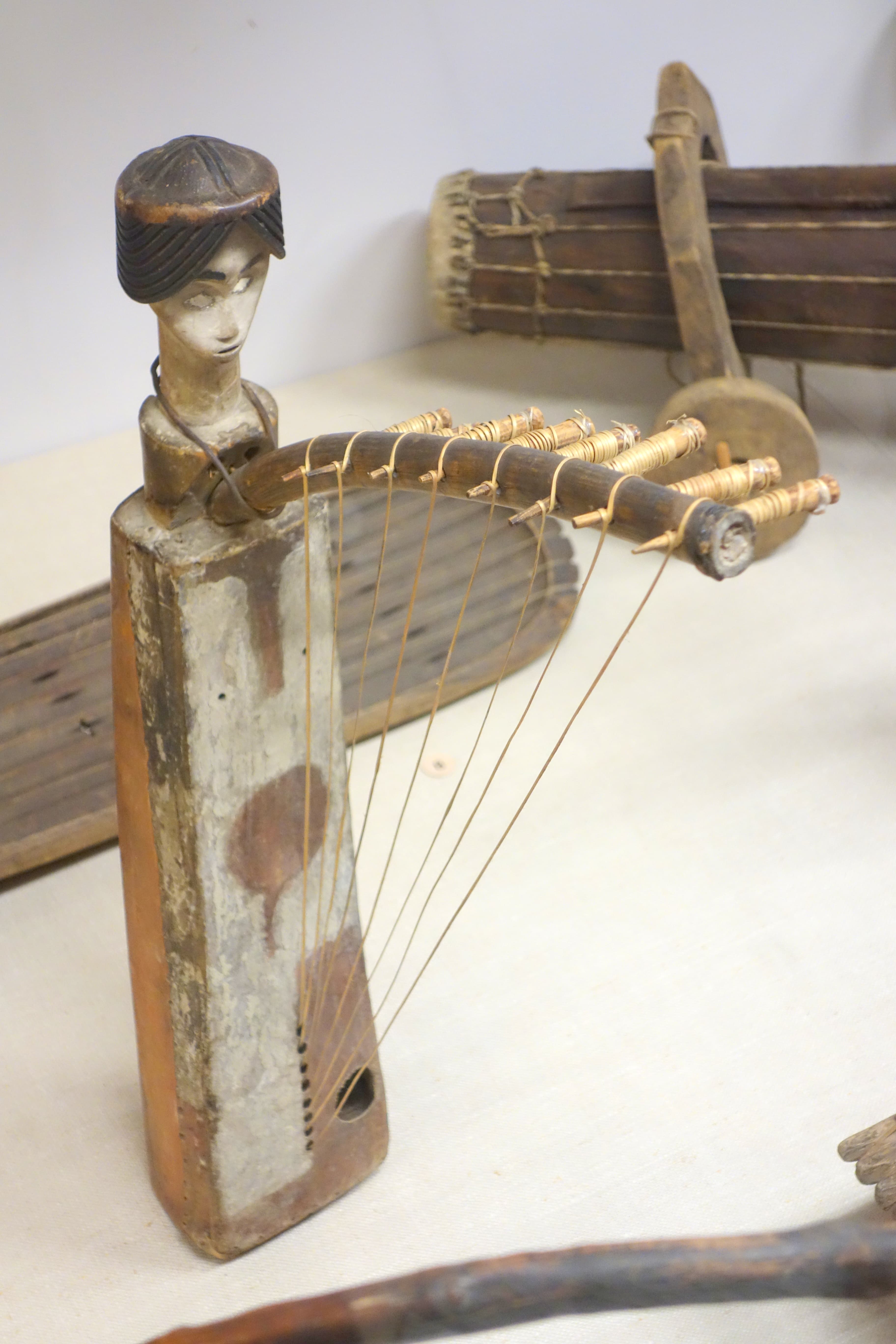 Harpe Ngombi Fang
